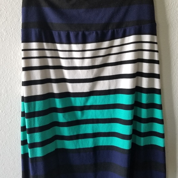 NWOT ** Mossimo maxi skirt ** NWOT - Picture 3 of 6